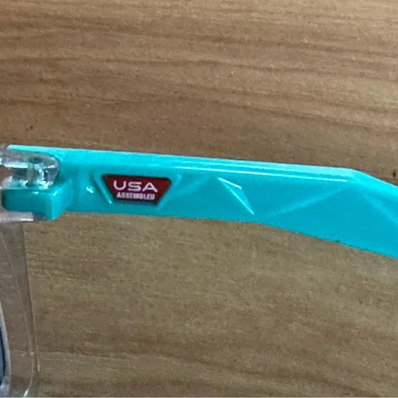 Oakley Sutro Sunglasses Polarized - Picture 4 of 6